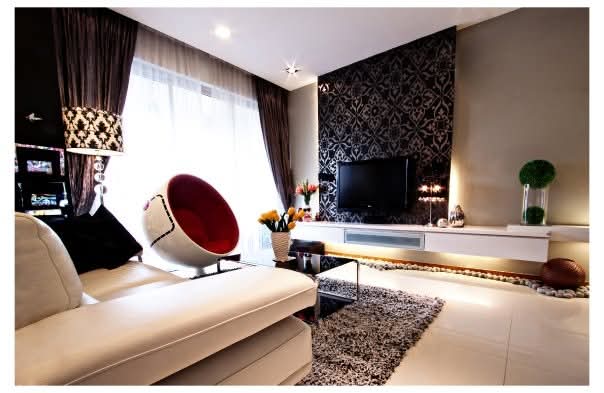Living Room 008