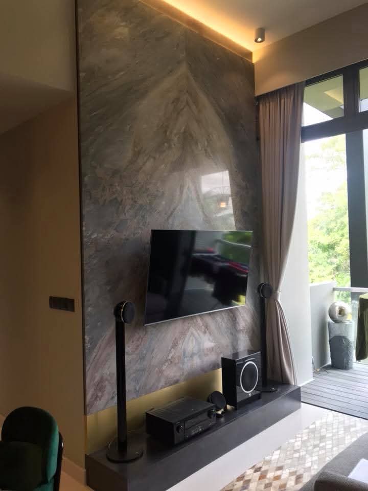 Living Room 019